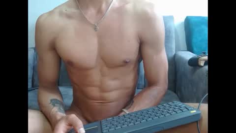 businessman online show from 15, 4, 2026