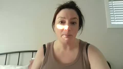 NaughtyMommy online show from 19, 4, 2026