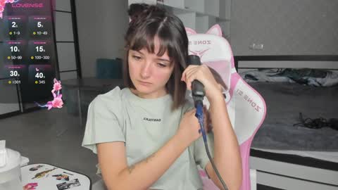 Snapshot of soulmate__ chatting on 4, 1, 2025 soulmate__ online show from 4, 1, 2025