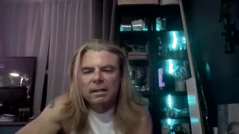 Milaney  Dalaney online show from 20, 4, 2026