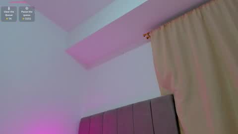 Instagram Soyamandaa  1 online show from 2, 12, 2025