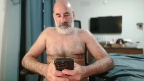 Snapshot of soyelpoti79 chatting on 22, 2, 2025 WhiteWolfFL online show from 22, 2, 2025