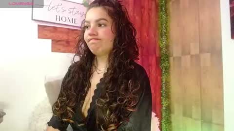 Snapshot of soygreeicy chatting on 4, 7, 2026 greeicy online show from 4, 7, 2026