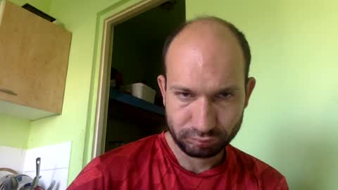 Snapshot of sparei7 chatting on 14, 7, 2026 Snaiky online show from 14, 7, 2026