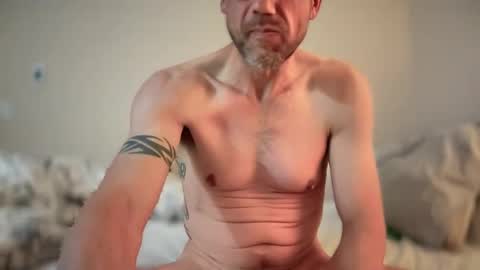 Snapshot of sparker1169 chatting on 19, 12, 2024 Dad online show from 19, 12, 2024