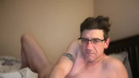 Snapshot of sparker1169 chatting on 6, 1, 2025 Dad online show from 6, 1, 2025