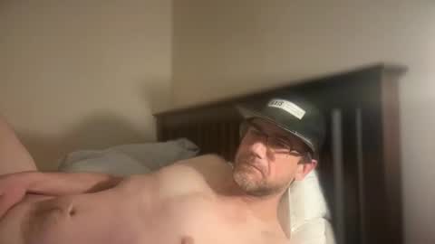 Snapshot of sparker1169 chatting on 19, 1, 2025 Dad online show from 19, 1, 2025