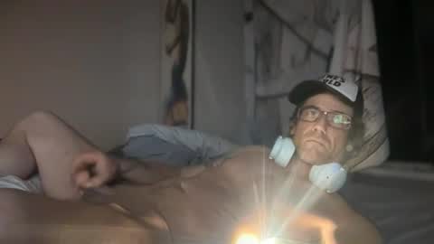 Snapshot of sparker1169 chatting on 16, 9, 2025 Dad online show from 16, 9, 2025