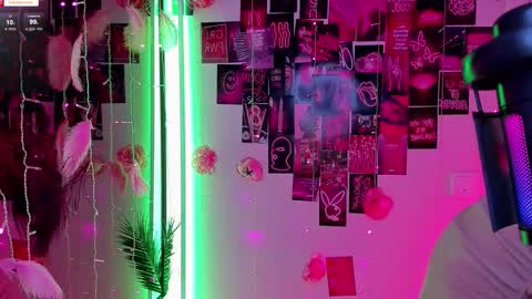  SparkleMona  online show from 14, 9, 2025