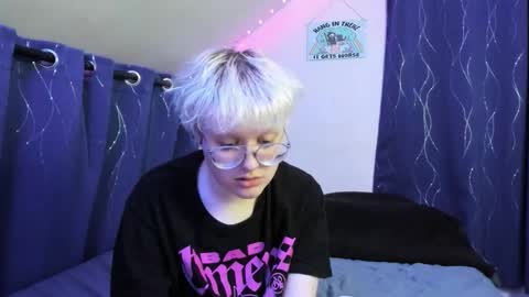 Atticus Pendragon online show from 17, 11, 2025