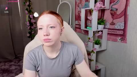 Snapshot of sparky_fox chatting on 22, 6, 2026 Nika online show from 22, 6, 2026