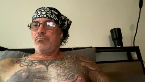 specter1972 online show from 4, 12, 2025