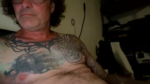 Snapshot of specter1972 chatting on 30, 4, 2026 specter1972 online show from 30, 4, 2026