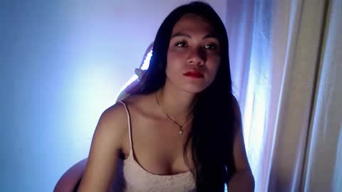 Snapshot of spicefuckinggirl98 chatting on 27, 11, 2025 Leah online show from 27, 11, 2025