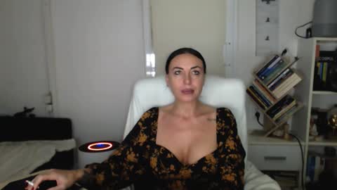 Carla online show from 18, 10, 2025
