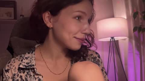 Snapshot of spicy___caramel chatting on 5, 10, 2025 spicy___caramel online show from 5, 10, 2025