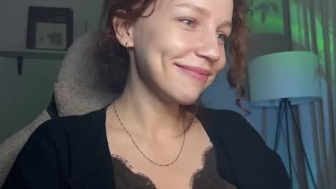 Snapshot of spicy___caramel chatting on 2, 11, 2025 spicy___caramel online show from 2, 11, 2025