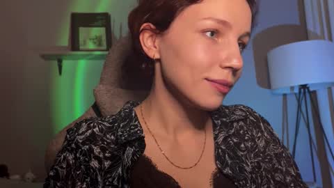 Snapshot of spicy___caramel chatting on 15, 11, 2025 spicy___caramel online show from 15, 11, 2025