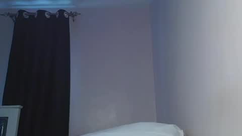 Snapshot of spicy_cherrie chatting on 22, 7, 2026 cherrie online show from 22, 7, 2026