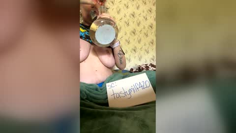 spicymama222 online show from 1, 6, 2026