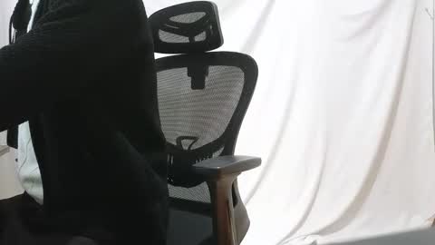 Marco. When Im offline you can view premium content in bio online show from 1, 12, 2025