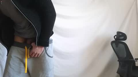 Marco. When Im offline you can view premium content in bio online show from 3, 12, 2025