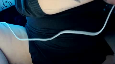 Vanessa Spade online show from 25, 11, 2025