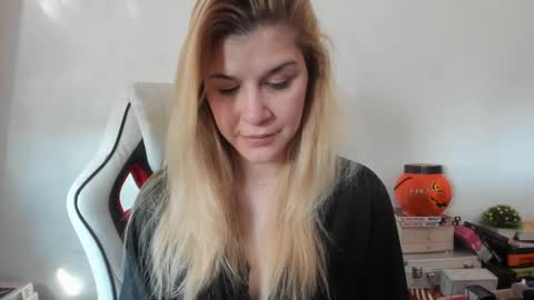 FREE ONLY FANSy online show from 2, 2, 2025