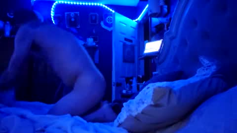 Lil blue devil online show from 31, 12, 2024