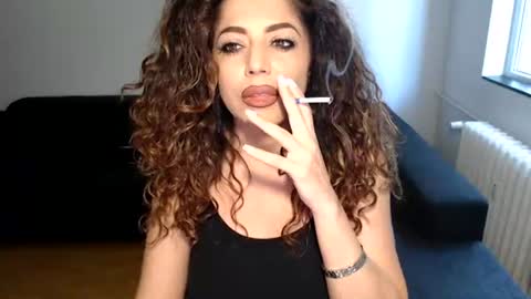 Snapshot of spoiled__doll chatting on 28, 6, 2026 Doll online show from 28, 6, 2026