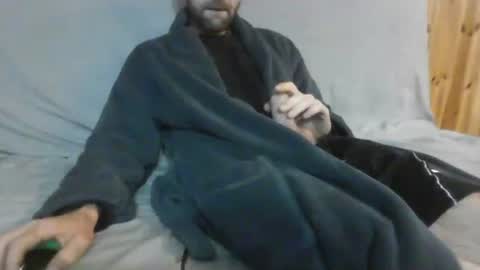 Snapshot of spokociuszek chatting on 17, 5, 2026 spokociuszek online show from 17, 5, 2026