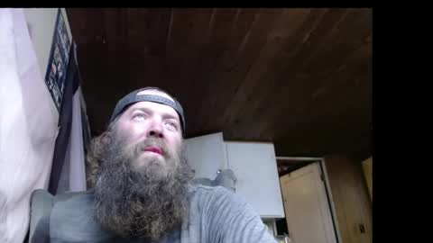 Snapshot of squegly chatting on 26, 4, 2026 Bryan online show from 26, 4, 2026