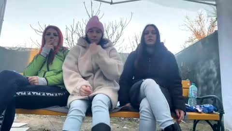 My name is Maya Lush is activeThere are legends that in this room all your wishes can come true  Private is Open online show from 5, 1, 2025