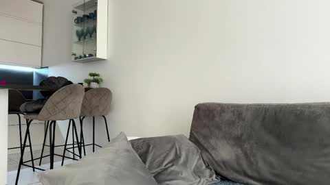 Dina online show from 10, 4, 2026