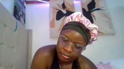 Snapshot of squirtbabey chatting on 31, 5, 2026 Juicy online show from 31, 5, 2026