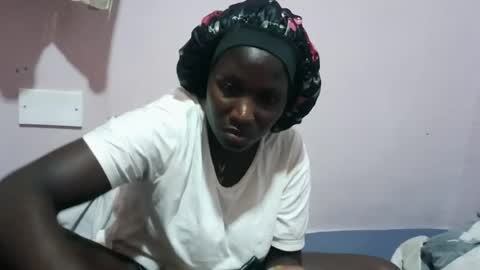 Snapshot of squirtypussie chatting on 12, 7, 2026 squirtypussie online show from 12, 7, 2026