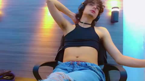 ethan online show from 7, 4, 2026