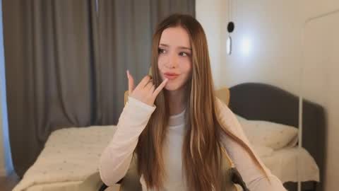 Snapshot of ssurf_time chatting on 31, 5, 2026 Chloe online show from 31, 5, 2026