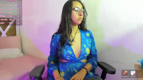 Snapshot of stacey_tay chatting on 28, 5, 2026 stacey_tay online show from 28, 5, 2026