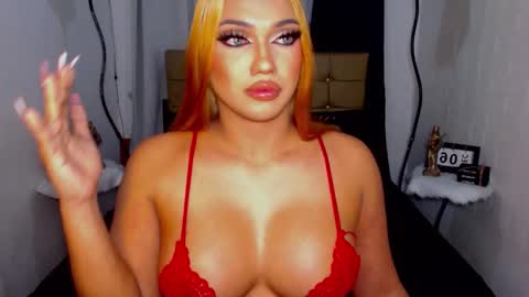 DomStacey online show from 6, 12, 2024