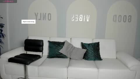 Snapshot of staceywood_ chatting on 12, 6, 2026 Stacy Woods online show from 12, 6, 2026