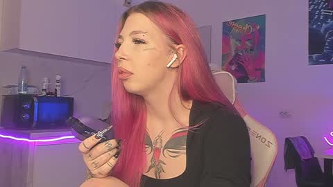 Snapshot of stacy_quinst chatting on 22, 1, 2025 Stacy online show from 22, 1, 2025