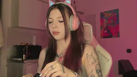 Snapshot of stacy_quinst chatting on 9, 10, 2025 Stacy online show from 9, 10, 2025