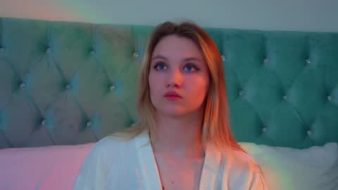 StacyEvances online show from 22, 3, 2026