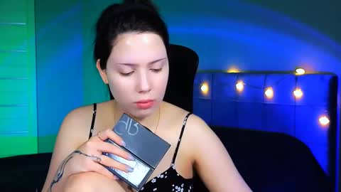 Snapshot of stacygonzales_ chatting on 2, 3, 2025 Bye bye dear See you on December 3st  online show from 2, 3, 2025
