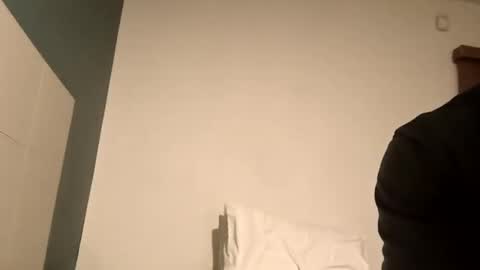 Snapshot of staightupdownbad chatting on 17, 11, 2025 Straightupdownbad online show from 17, 11, 2025