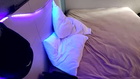 Straightupdownbad online show from 23, 11, 2025