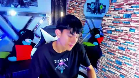 Snapshot of star_blew chatting on 5, 12, 2024 star_blew online show from 5, 12, 2024