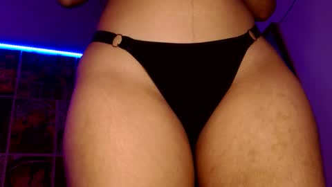 Snapshot of stars4spider_ chatting on 27, 10, 2025 online show from 27, 10, 2025