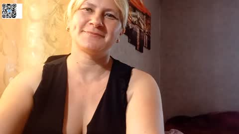 Snapshot of starvibe1010 chatting on 16, 6, 2026 Helen online show from 16, 6, 2026